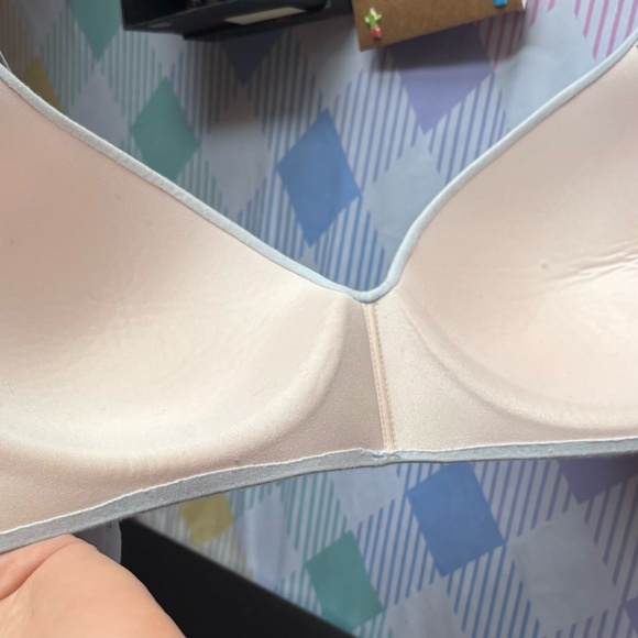 PINK wireless Bra - Picture 5 of 6